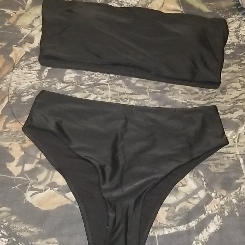Black Bikini